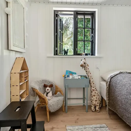 Scandinavian Bohemian On Protected Land * Dronningmølle